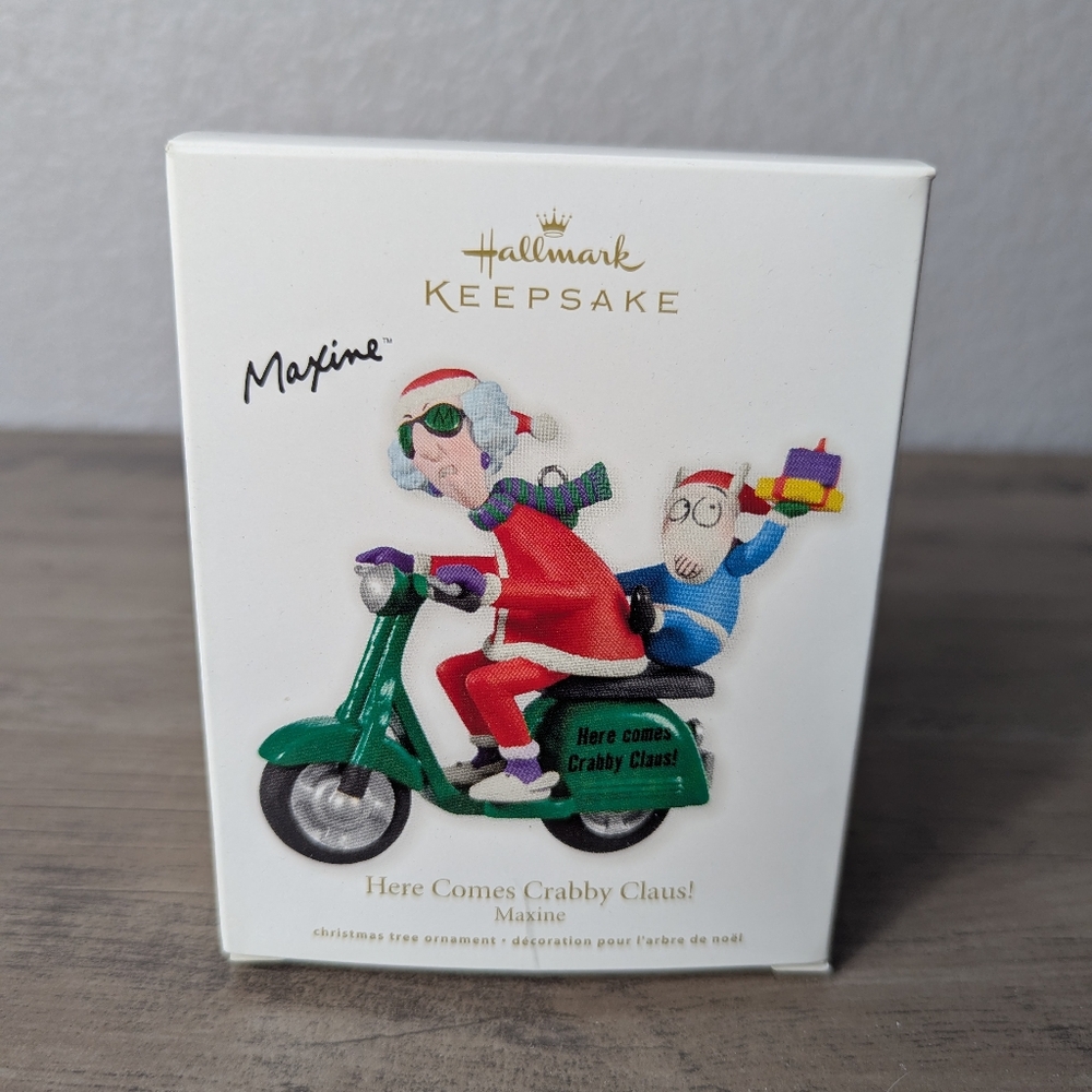 Hallmark Keepsake Maxine Here Comes Crabby Claus 2011 Christmas Ornament